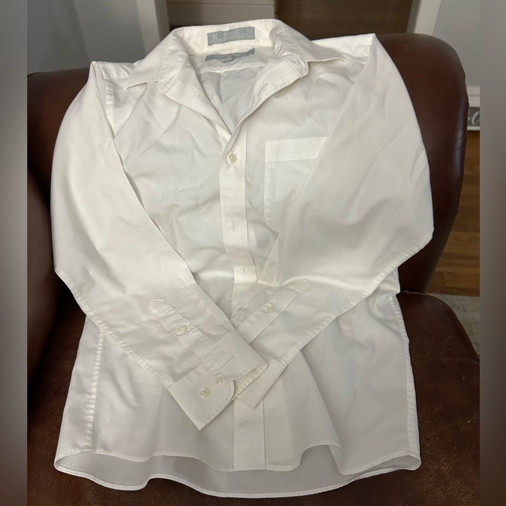 Big boys Nordstrom white dress shirt. Slightly worn. Good condition!